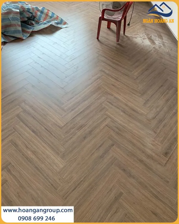 Sàn Gỗ Xương Cá Charmwood Có Khả Năng Chống Trơn Trượt, Chống Ẩm Mốc