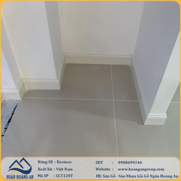 Công Trình Thực Tế Len Chân Tường Nhựa Màu Trắng Tại Bình Chánh TPHCM Công Trình Thực Tế Len Chân Tường Nhựa Màu Trắng Tại Bình Chánh TPHCM
