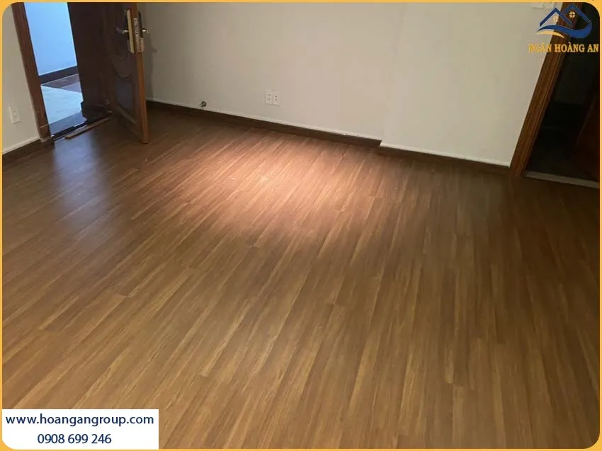 Lắp Đặt Sàn Gỗ Công Nghiệp Robina Thi Công Nhanh, Có Độ Bền Cao