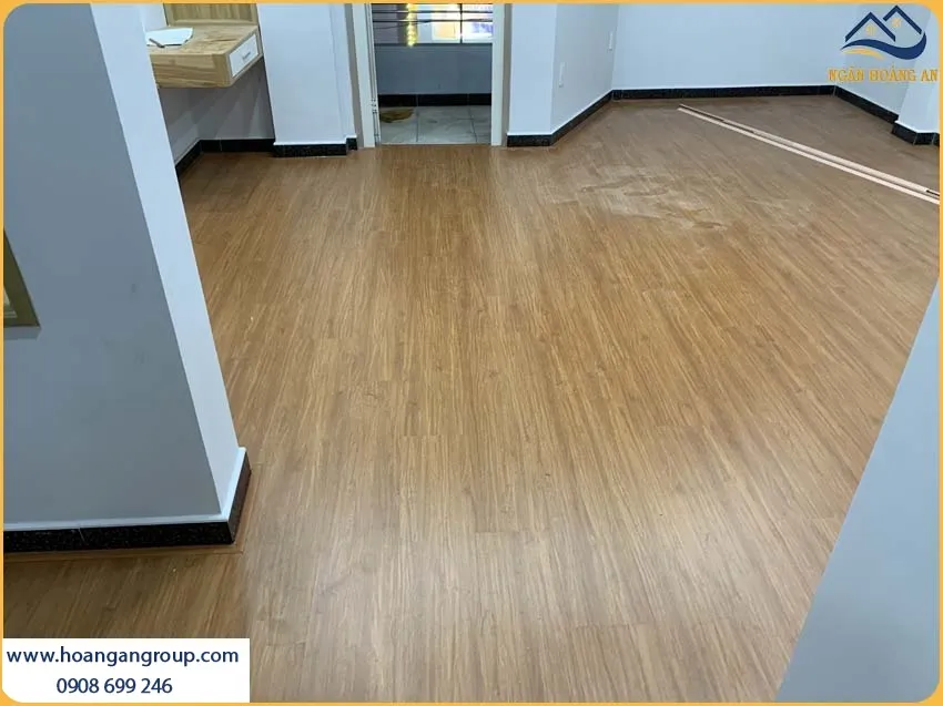Khách Hàng Rất Tin Dùng Sàn Gỗ Công Nghiệp Robina 8mm Khách Hàng Rất Tin Dùng Sàn Gỗ Công Nghiệp Robina 8mm