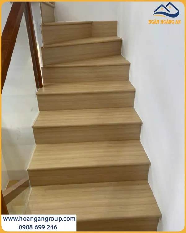 Thi Công Mặt Bậc Galawood MB-913 Phù Hợp Nhiều Không Gian