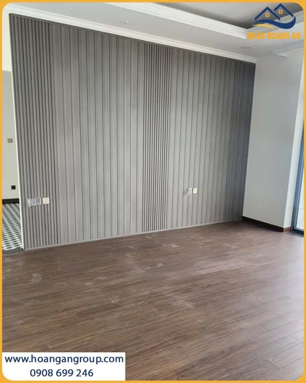 Công Trình Ốp Tường Phòng Khách Bằng Nano - Lam Sóng