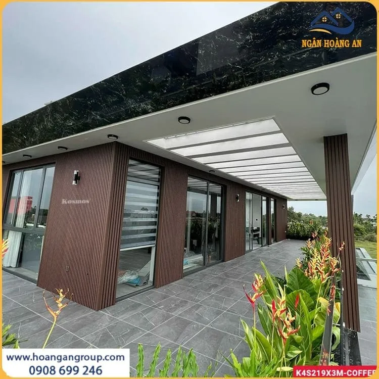 Thi Công Ốp Mặt Tiền Gỗ Nhựa Cho Nhà Ở Đẹp Thi Công Ốp Mặt Tiền Gỗ Nhựa Cho Nhà Ở Đẹp