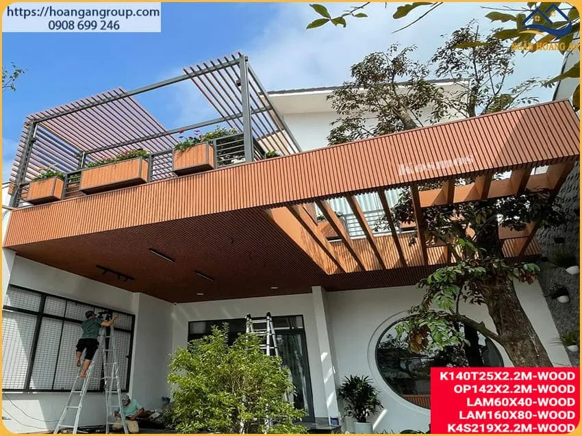 Thi Công Ốp Trần Bằng Tấm Ốp Lam Sóng Ngoài Trời Tại Quận 2 TPHCM Thi Công Ốp Trần Bằng Tấm Ốp Lam Sóng Ngoài Trời Tại Quận 2 TPHCM