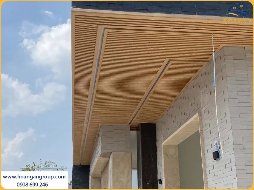 Tấm Lam Sóng Nhựa Giả Gỗ Vân Gỗ Sắc Nét Sang Trọng 