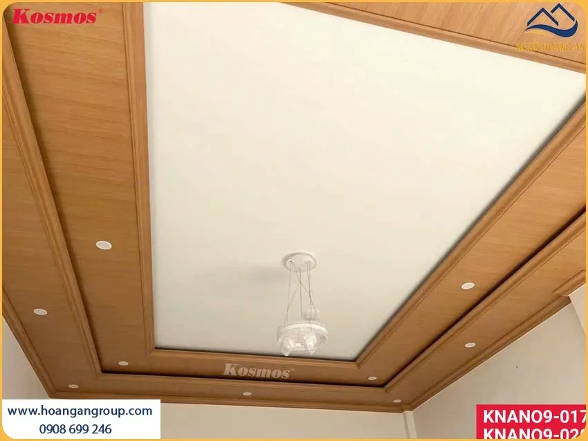 Trần Nhà Được Ốp Bởi Nano Nhựa Màu Trắng Độc Đáo, Chống Mối Mọt