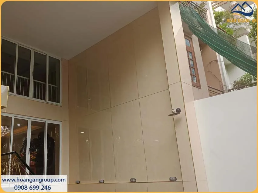 Mẫu Ốp Tường Công Ty PVC Giả Đá Mang Phong Cách Hiện Đại