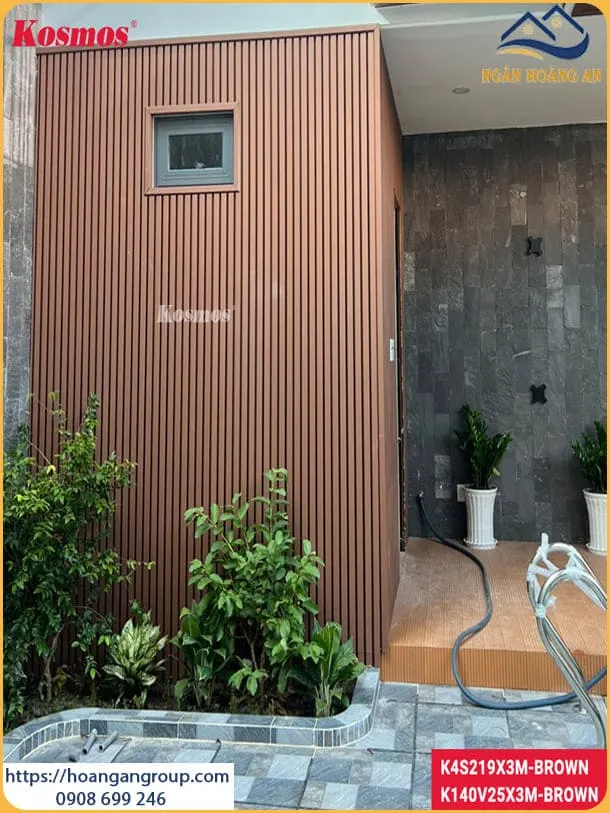 Thi Công Ốp Tường Gỗ Nhựa Ngoài Trời Cho Sân Vườn Tại Quận 4 TPHCM Thi Công Ốp Tường Gỗ Nhựa Ngoài Trời Cho Sân Vườn Tại Quận 4 TPHCM