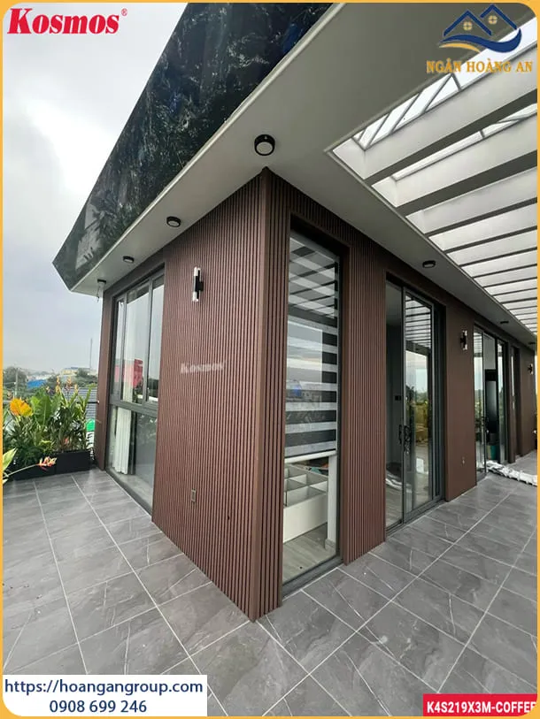 Thi Công Ốp Tường Lam Sóng Gỗ Nhựa Ngoài Trời Tại Quận 1 TPHCM Thi Công Ốp Tường Lam Sóng Gỗ Nhựa Ngoài Trời Tại Quận 1 TPHCM