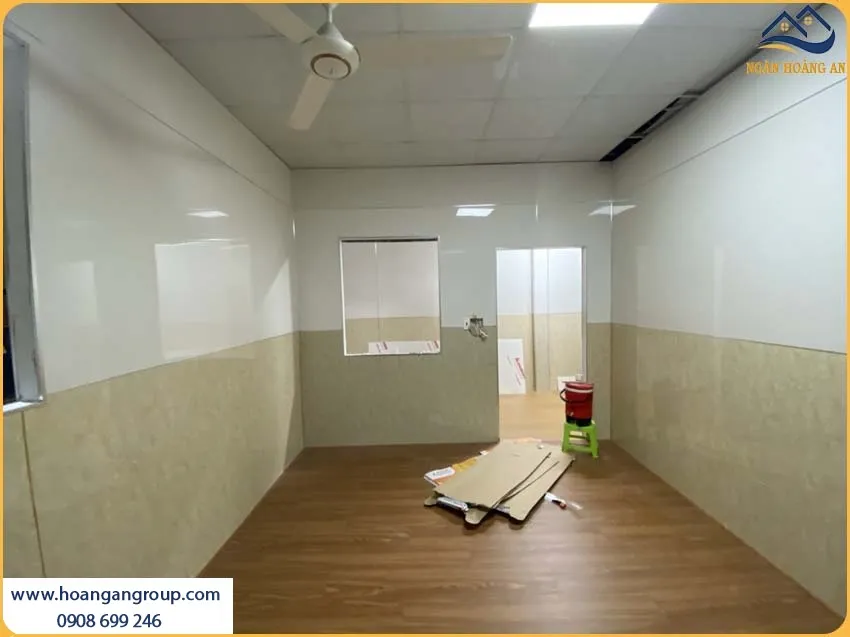 Ốp Tường Lamri Tấm PVC Giả Đá Thi Công Nhanh, Có Độ Bền Cao