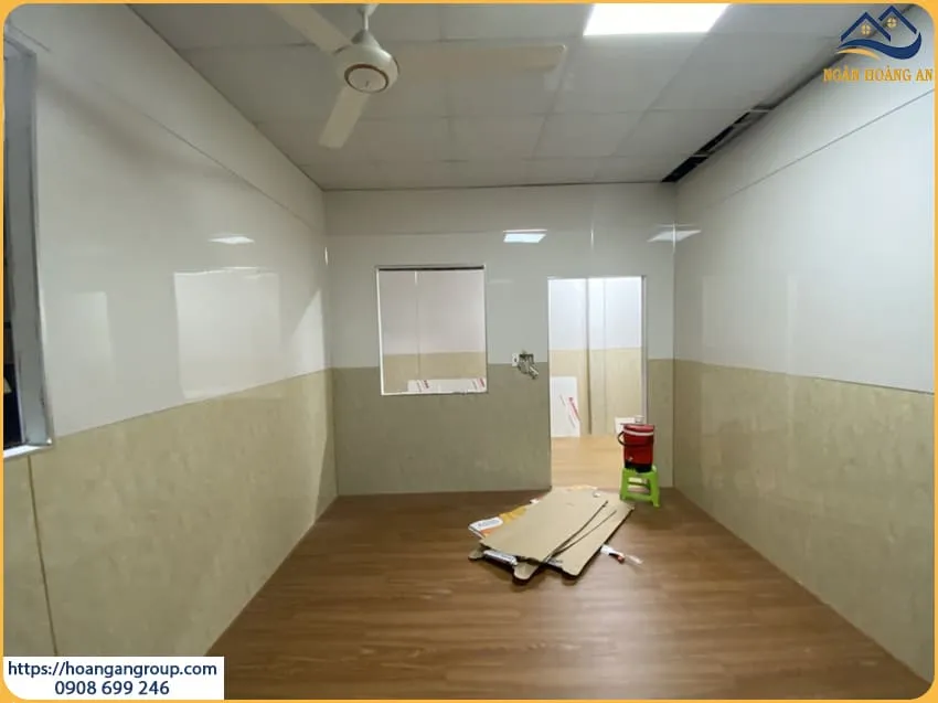Thi Công Ốp Tường Nhựa Giả Đá Cho Nhà Ở Tại Quận 12 TPHCM