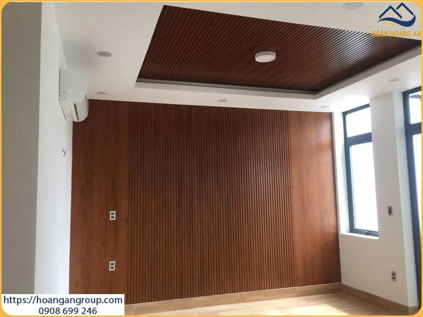 Thi Công Ốp Tường Nhựa Giả Gỗ Tại Bình Thạnh TPHCM