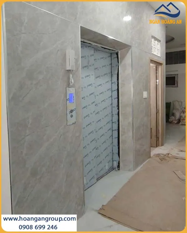 Thi Công Ốp Tường PVC Giả Bê Tông Kosmos Chuẩn Kỹ Thuật