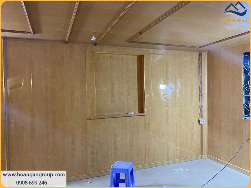 Khách Hàng Tại TPHCM Ưa Chuộng Tấm PVC Giả Gỗ Ốp Tường Cho Nhà Ở