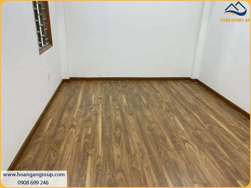 Sàn Gỗ Công Nghiệp Charmwood Vân Gỗ Sắc Nét Sang Trọng Cho Nhà Ở Sàn Gỗ Công Nghiệp Charmwood Vân Gỗ Sắc Nét Sang Trọng Cho Nhà Ở