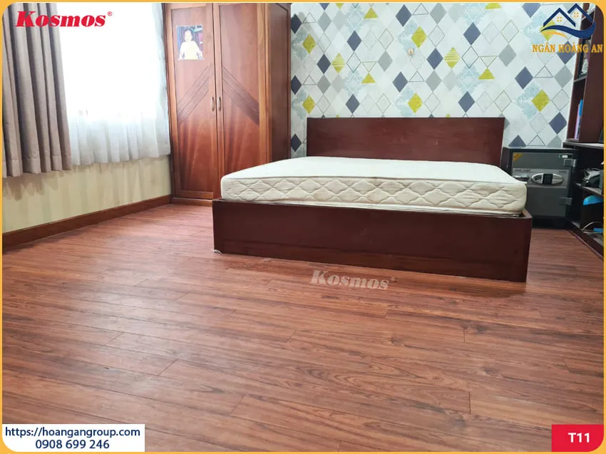 hi Công Sàn Gỗ Công Nghiệp Phòng Ngủ Tại Bình Chánh TPHCM hi Công Sàn Gỗ Công Nghiệp Phòng Ngủ Tại Bình Chánh TPHCM