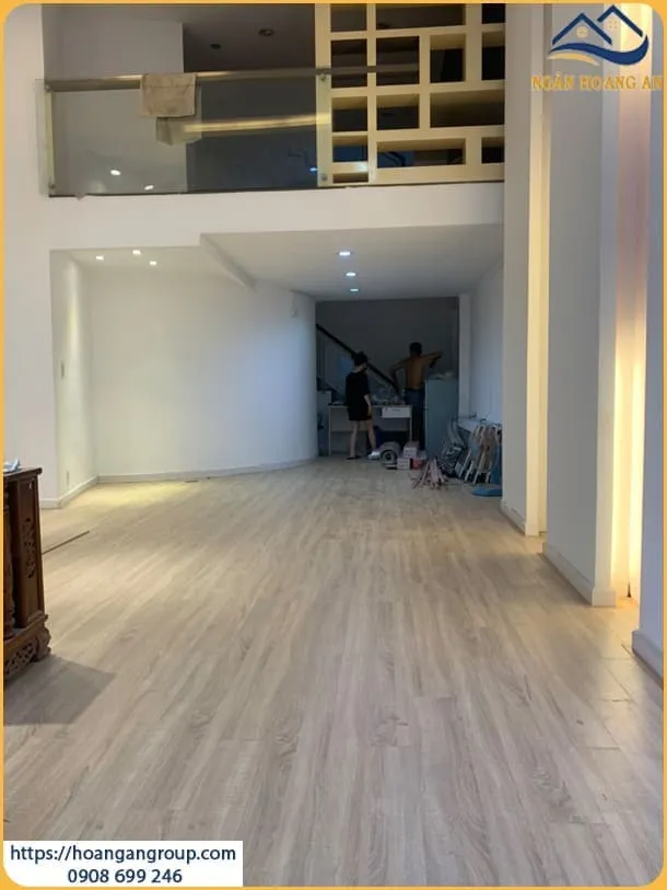 Thi Công Sàn Gỗ Công Nghiệp Chuyên Nghiệp Tại Long Thành Đồng Nai