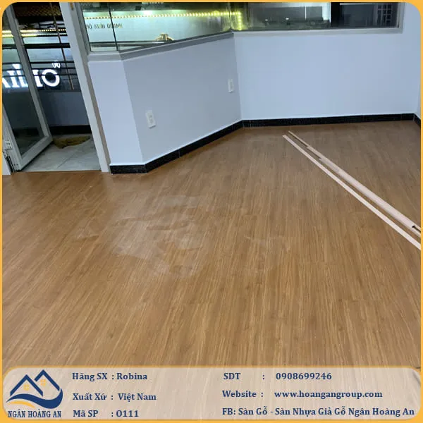  Sàn Gỗ Công Nghiệp Robina O111 Bản Lớn Tại Quận 5 TPHCM