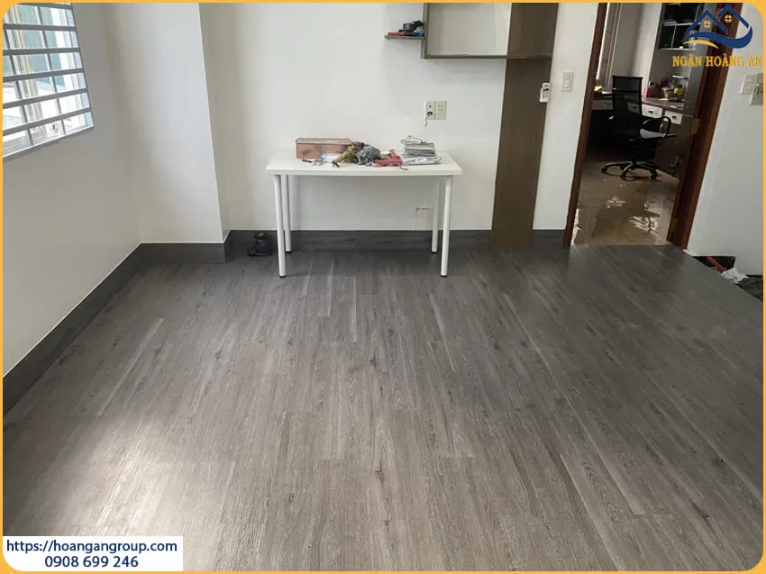 Thi Công Sàn Nhựa Giả Gỗ Cho Nhà Ở Tại Tân Phú TPHCM