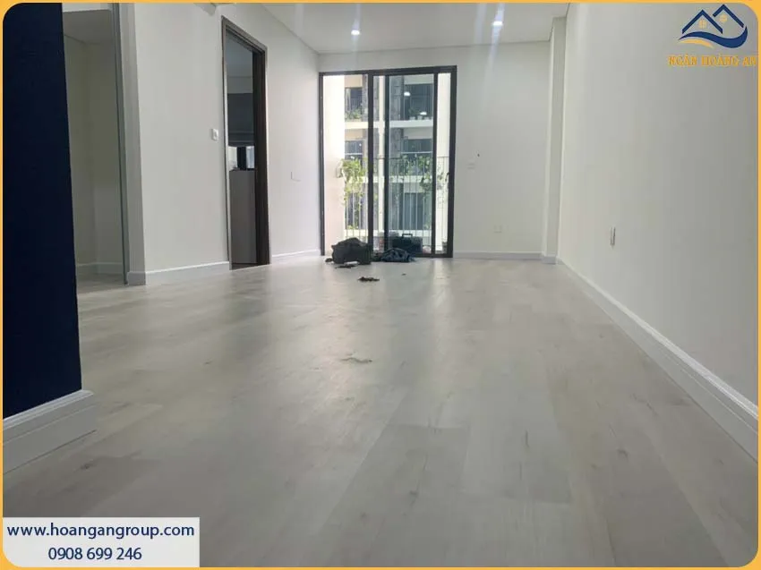 Không Gian Căn Hộ Sang Trọng Với Sàn Nhựa Hèm Khóa Giả Gỗ