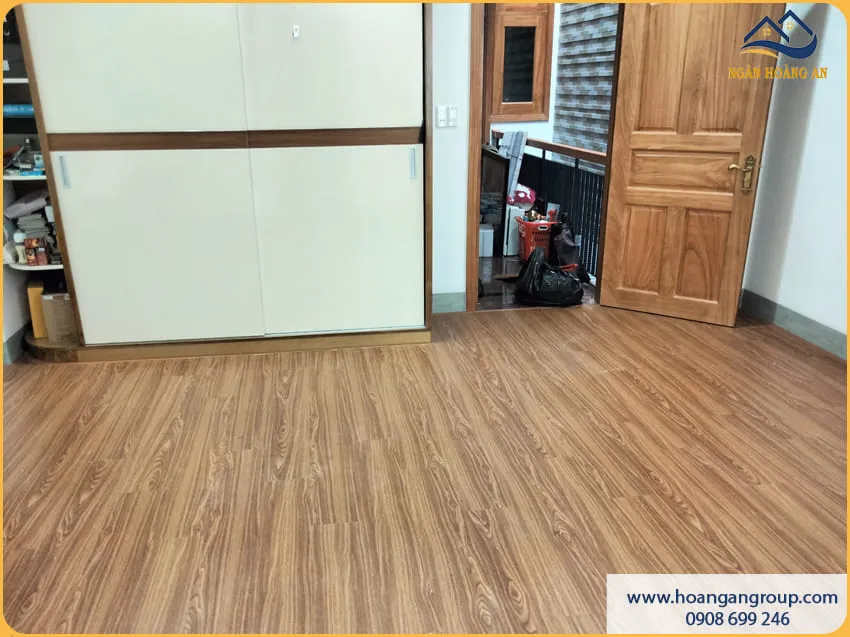 Thi Công Sàn Nhựa Hèm Khoá Cho Căn Hộ Thi Công Sàn Nhựa Hèm Khoá Cho Căn Hộ