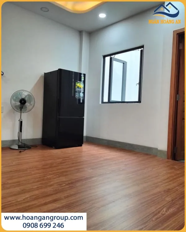 Thi Công Sàn Nhựa Hèm Khoá Gọn Sạch Đúng Tiến Độ Thi Công Sàn Nhựa Hèm Khoá Gọn Sạch Đúng Tiến Độ