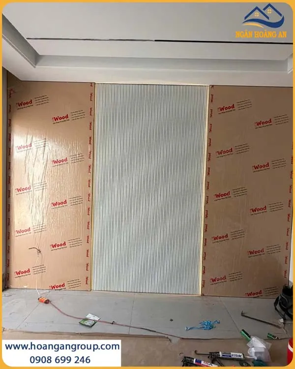 Tấm Ốp Lam Sóng Than Tre iWood Dễ Vệ Sinh, Ít Bám Bẩn Tấm Ốp Lam Sóng Than Tre iWood Dễ Vệ Sinh, Ít Bám Bẩn