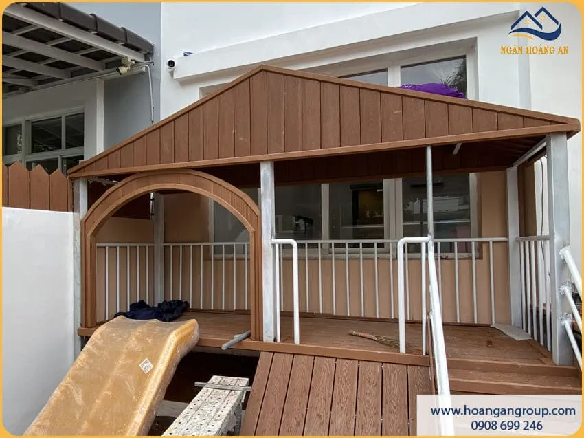 Thi Công Tấm Ốp Gỗ Nhựa Ngoài Trời Kosmos Light Wood Thi Công Tấm Ốp Gỗ Nhựa Ngoài Trời Kosmos Light Wood