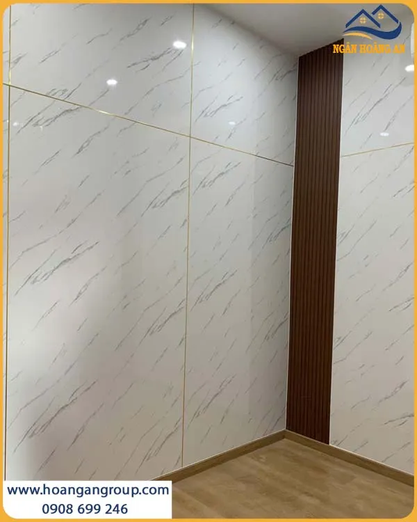 Thi Công Tấm PVC Giả Đá Kháng Mối, Chống Ẩm Và Chống Thấm