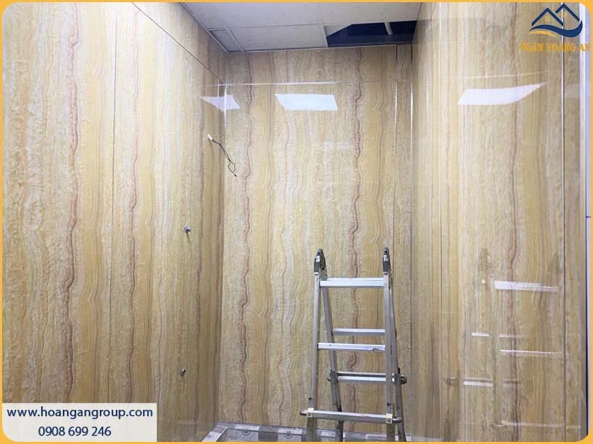 Ngân Hoàng An – Đơn Vị Lắp Đặt Tấm Nhựa PVC Giả Đá Kosmos TPHCM