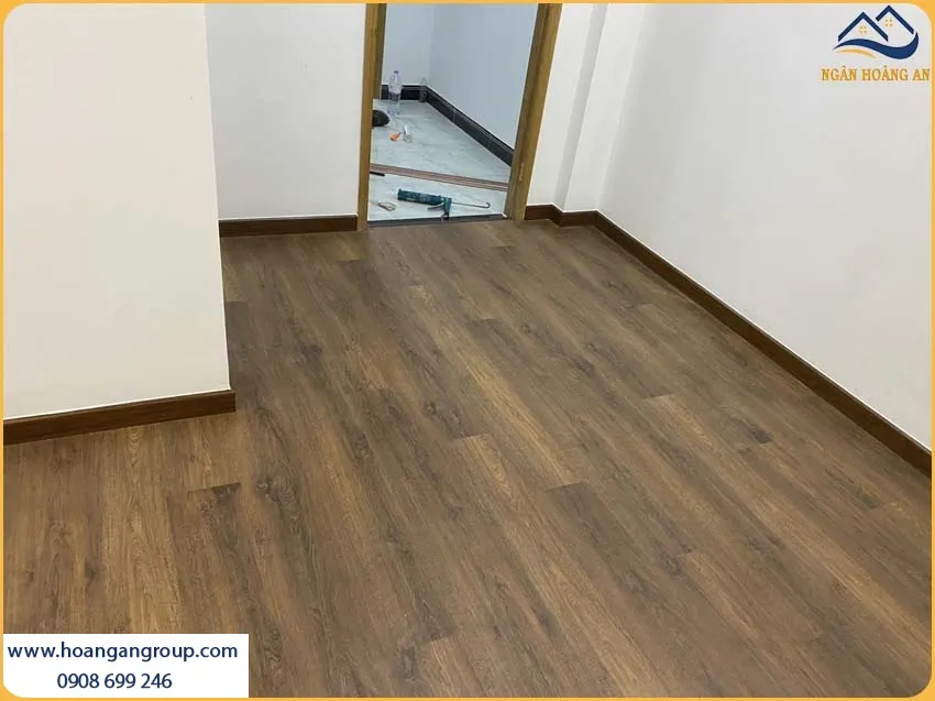 Sàn Gỗ Công Nghiệp Robina Có Khả Năng Chống Trơn Trượt, Chống Trầy Xước
