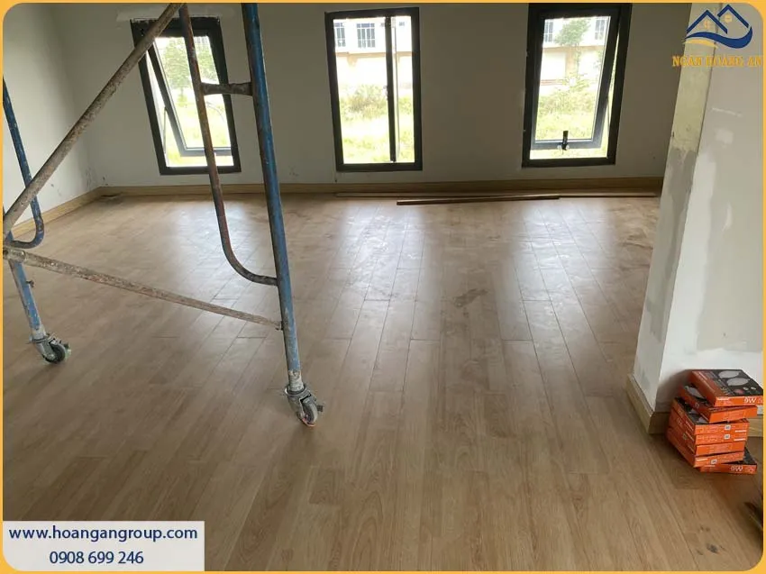 Sàn Gỗ Công Nghiệp Wilson Vân Gỗ Sắc Nét Sang Trọng Cho Nhà Ở