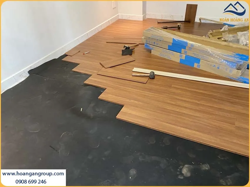 Sàn Gỗ Công Nghiệp Robina Vân Gỗ Sắc Nét Sang Trọng Cho Nhà Ở