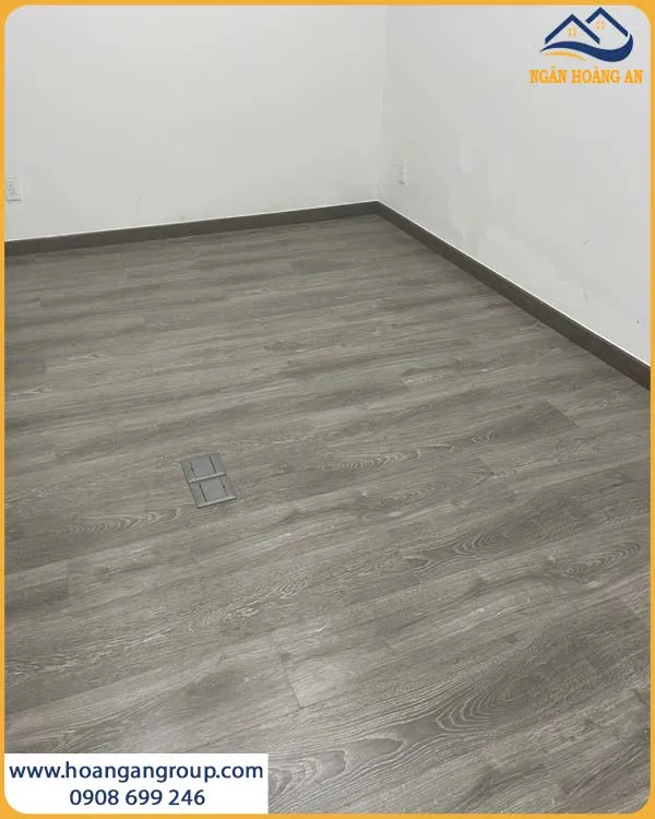 Phòng Ngủ Sang Trọng Với Sàn Gỗ Kosmos S294