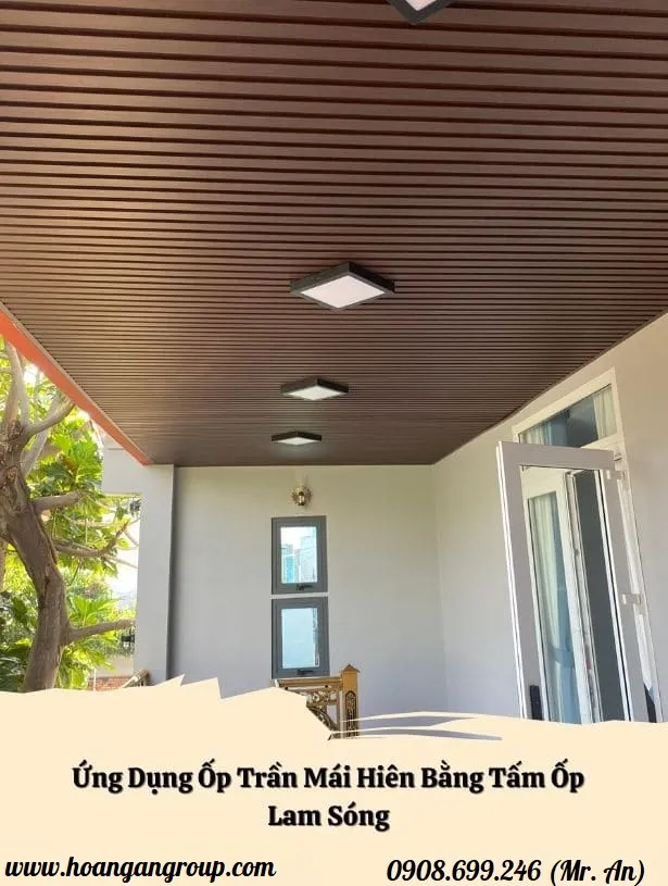 Ứng Dụng Ốp Mái Hiên Bằng Tấm Ốp Lam Sóng