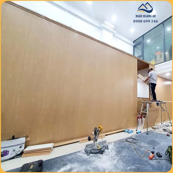 Tâm Ốp Vách Ngăn Phòng 2 Mặt Galawood Làm Tường