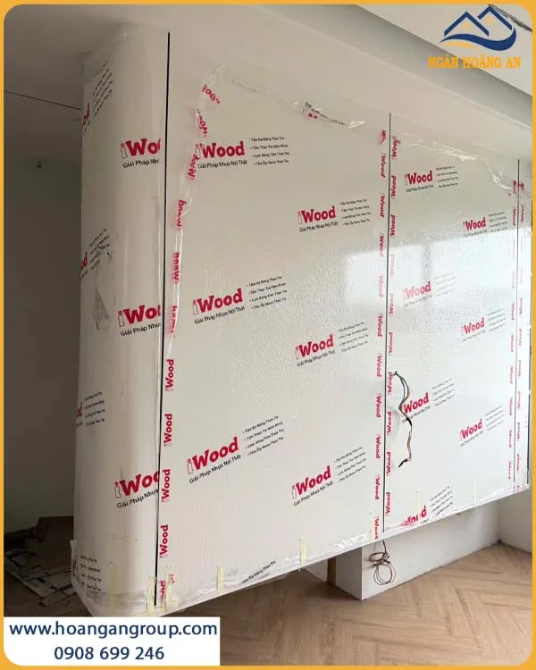 Giải Pháp Bo Góc Tường Bằng Tấm Ốp Than Tre iWood SS-2