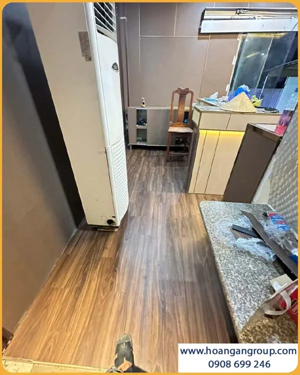 Vẻ Đẹp Thực Tế Của Sàn Nhựa Dán Keo THFloor W302-1